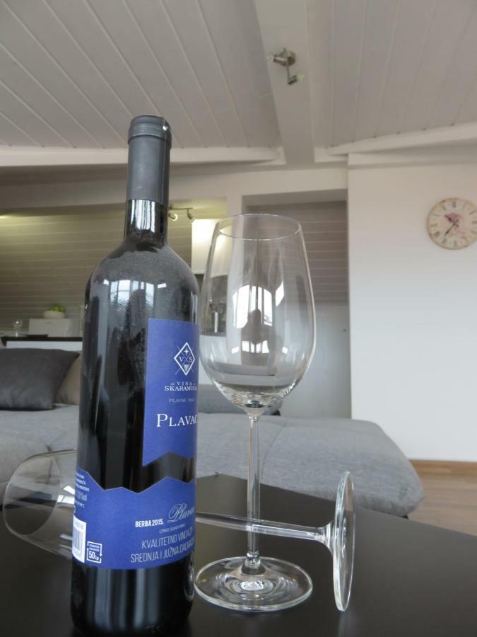Apartments Casper Novi Vinodolski Eksteriør billede